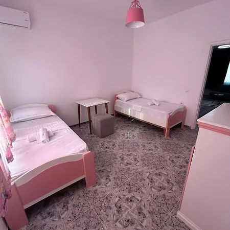 Apartment Vebos *